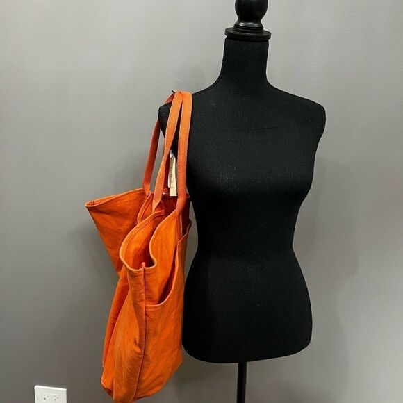 A new day Large washable tote with detachable hand sanitizer case - Picture 2 of 10